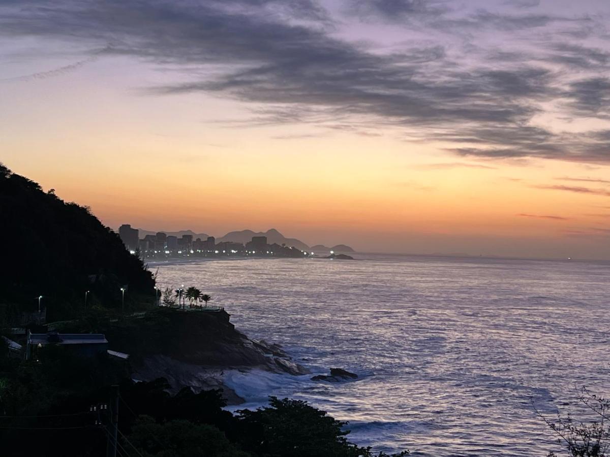 Ocean View House Of Zepp - Good Neighbourhood, 5 Minute Walk To The Beach, Stunning Sunrise Views Rio de Janeiro Exterior foto
